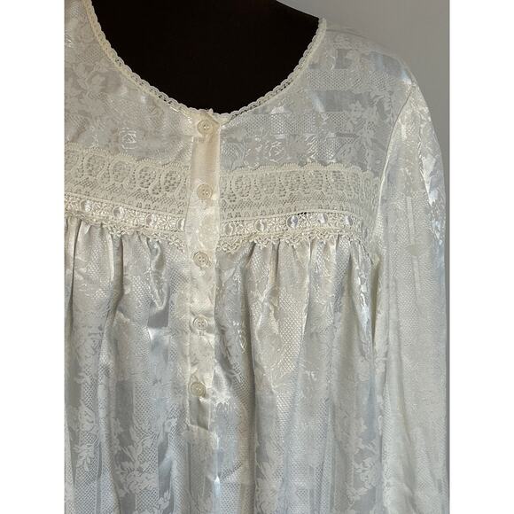 Character Women’s Long Sleeve Long Retro White Nightgown Dress Size Medium - Picture 4 of 9
